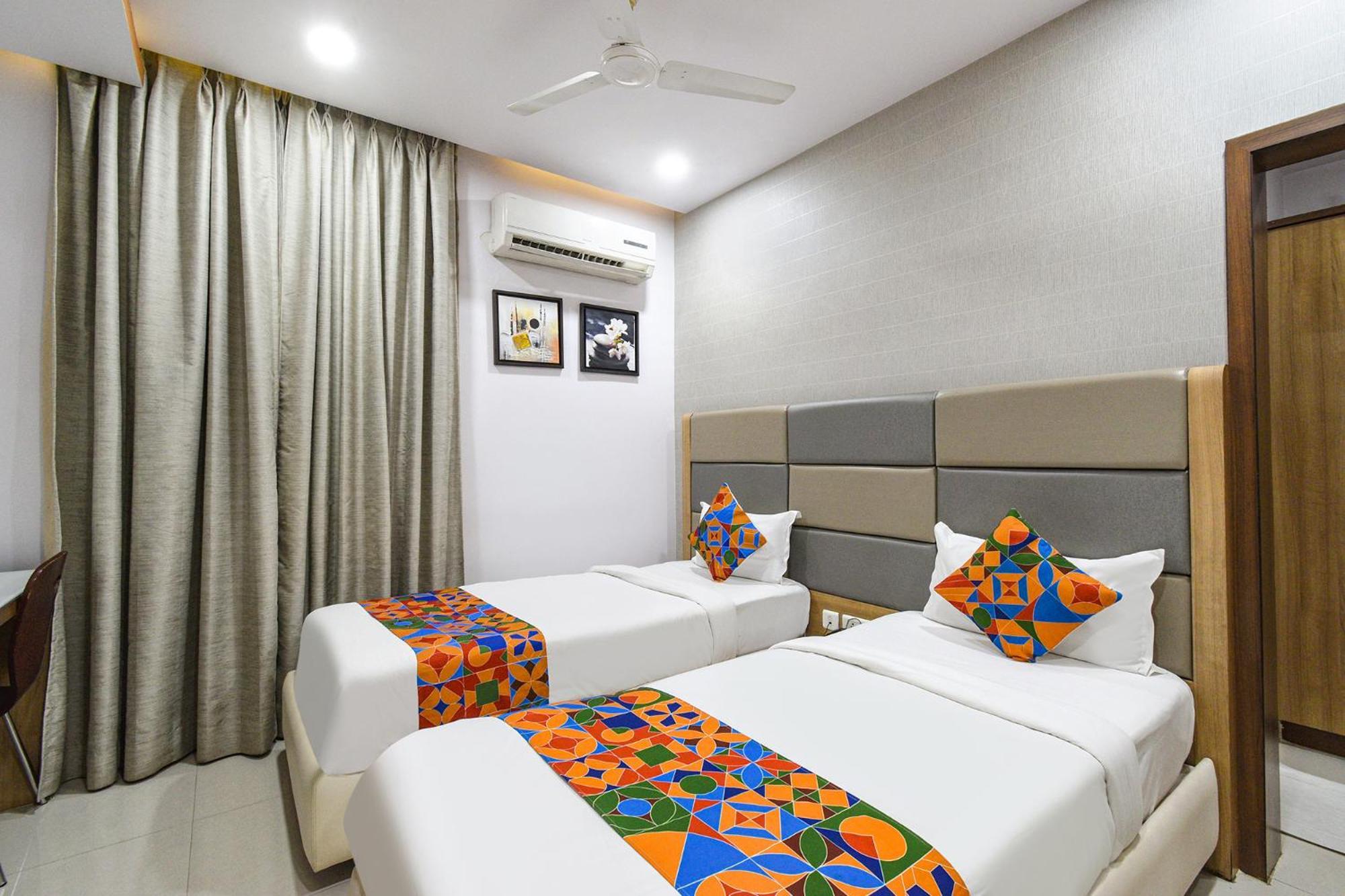 Fabhotel Aditya Homes - Nr Isb, Gachibowli Hyderabad Exteriör bild
